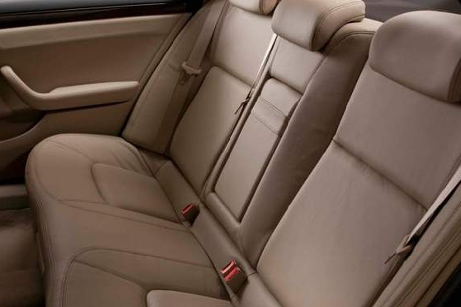 Chevrolet Caprice Rear Seats in Qatar