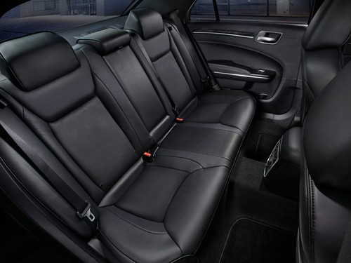 Chrysler 300C Rear Seats