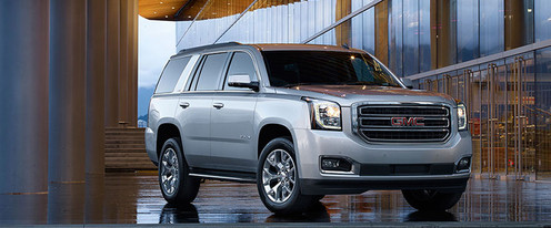 GMC Yukon Front Cross Side View