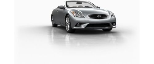 Infiniti Q60 Convertible Front Medium View