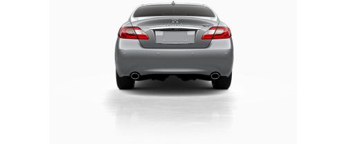 Full Rear View of Infiniti Q70