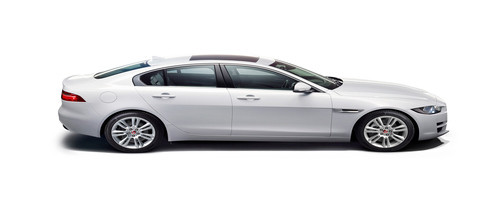 Jaguar XE Pure Drivers Sideview