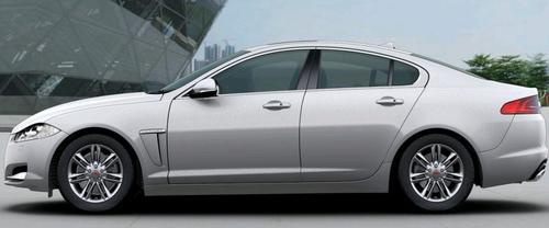 XF Luxury Side view
