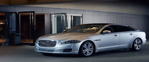 XJ Premium Luxury LWB Front angle low view
