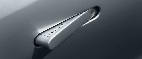 F-Type R AWD Coupe Door handle