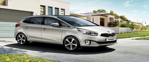 KIA Carens Front Cross Side View