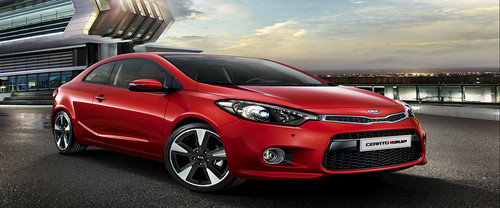 KIA Cerato Koup Front Medium View