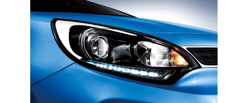 RIO 5 Door Headlight