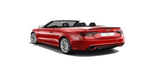Rear Cross Side View of Audi RS5 Cabriolet