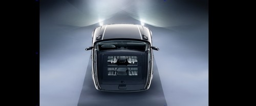 Top View of Range Rover Sport