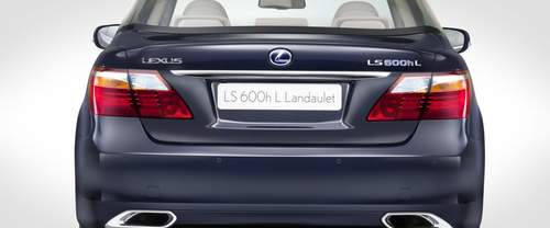 Full Rear View of Lexus LS Hybrid