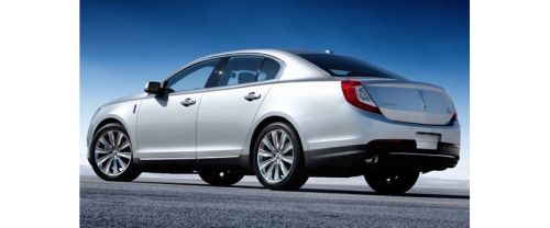 Rear Cross Side View of Lincoln MKS