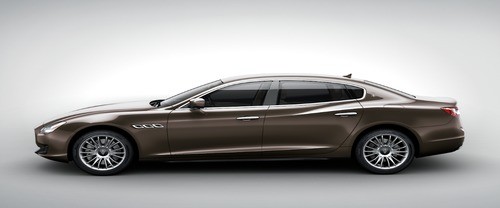 Quattroporte Side view
