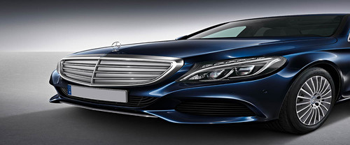 C Class Sedan Grille View