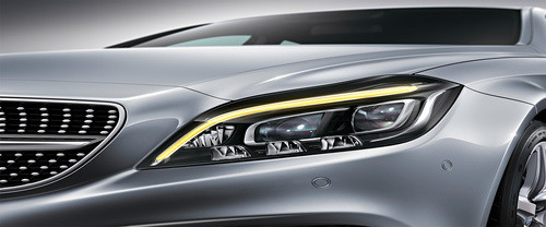 CLS Class Headlight