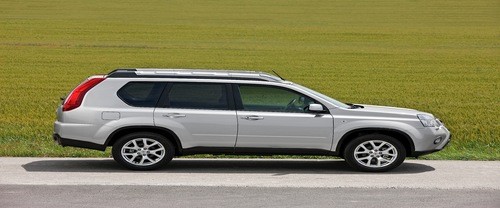 Nissan X-Trail Drivers Sideview