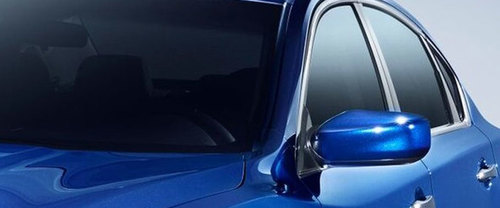Nissan Altima Drivers Side Mirror Front Angle
