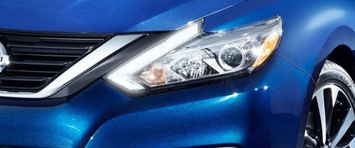 Altima Headlight