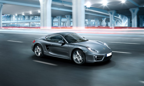 Porsche Cayman Front Cross Side View