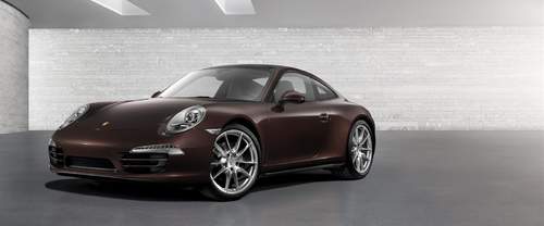 911 Carrera 4 Front angle low view