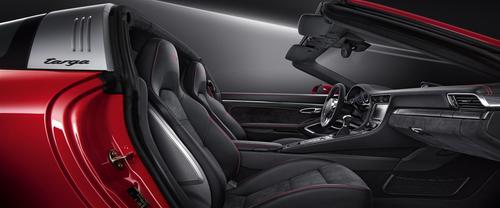 911 Targa 4 GTS Passenger Seat