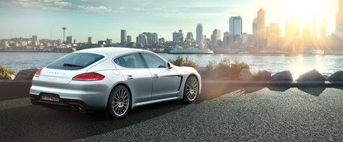 Panamera Rear angle view