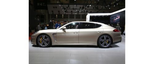 Panamera Turbo Executive Side view