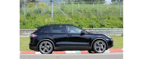 Porsche Cayenne Turbo S Drivers Sideview