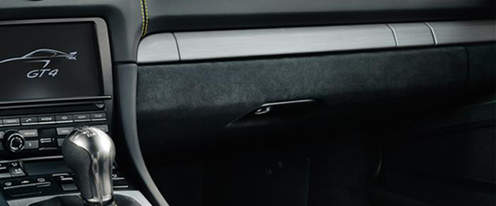 Porsche Cayman GT4 Glove Box