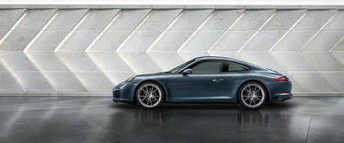 Porsche 911 Carrera Drivers Sideview