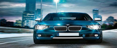Full Front View of 1 Series (five-door)