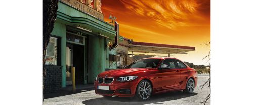 2 series coupe Front angle low view