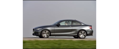 2 series coupe Side view