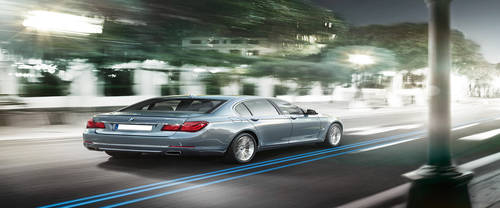 ActiveHybrid 7 Rear angle view