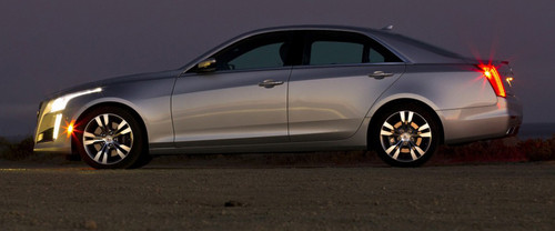 CTS LUXURY Side view