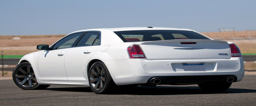 Rear Cross Side View of Chrysler 300C SRT8