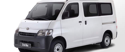 Gran Max Front angle low view