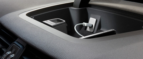 Power Accessories Outlet View of GMC Acadia