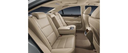 ES Armrest Rear
