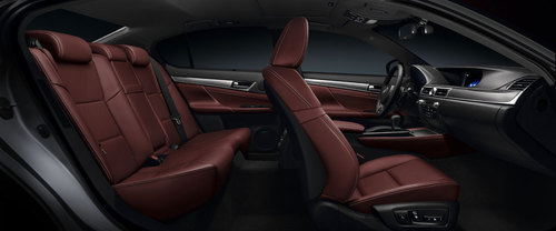 Lexus GS Rear Seats
