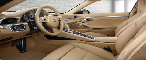 911 Carrera 4S Front Seats
