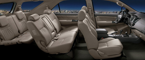 Toyota Fortuner (2010-2015) Rd Row Seat