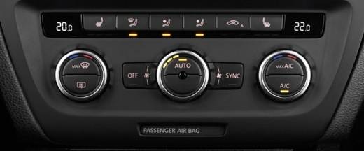 Front AC Controls of Volkswagen Jetta