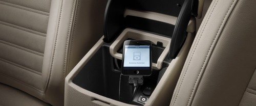 Power Accessories Outlet View of Volkswagen Passat